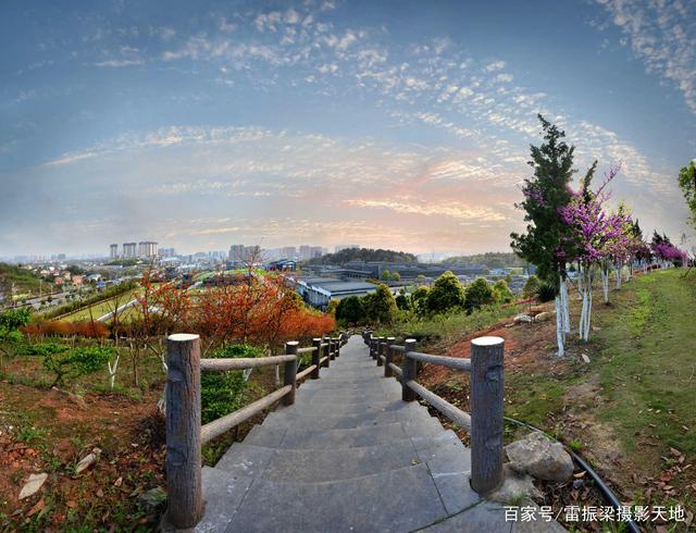 湘窖生态文化酿酒城春暖花开景美如画，恰是春游赏花观景好去处