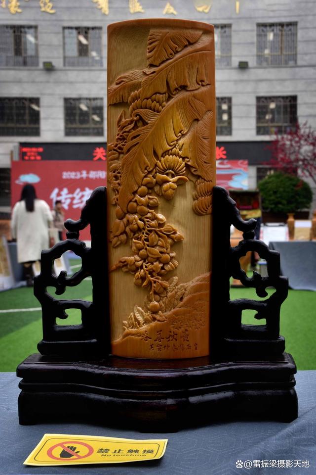 邵阳根雕：杨石生、刘完菊夫妇根雕非遗作品自成一派 独具特色